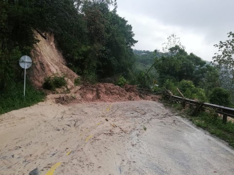 Derrumbe en Piedecuesta