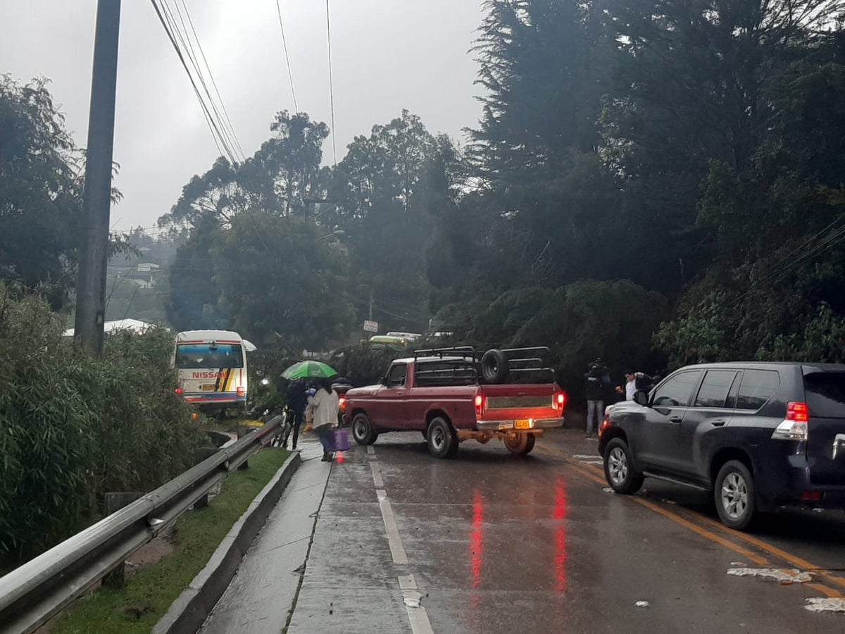 Bloqueo en vía La Calera - Referencia