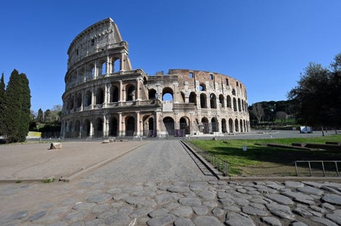 El Coliseo de Roma, uno de los lugares turístico de Italia