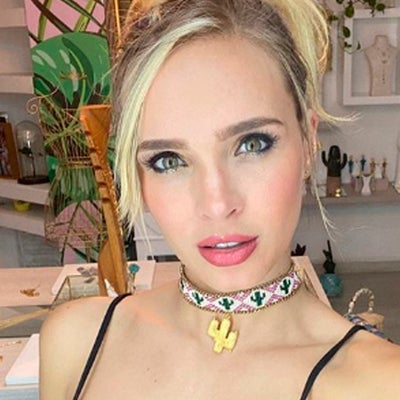 elizabeth loaiza edad: modelo en lencería sexy