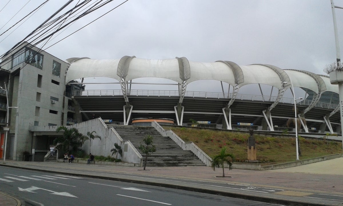 Instalarán cámaras con identificación facial en estadios del país