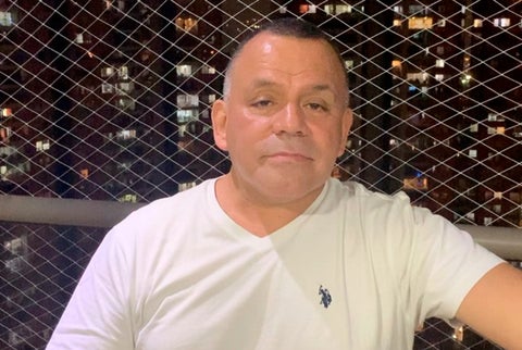 Fernando González, cantante de música tropical