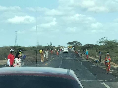 Peajes improvisados en la Troncal del Caribe