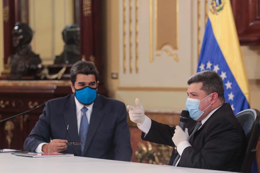 Nicolás Maduro y el diputado Luis Parra