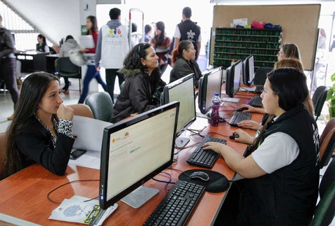 Este proceso donde se generarán más de 9 mil vacantes en todo el territorio nacional se denomina "El Sena es Mujer"
