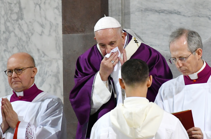 Papa Francisco con resfriado