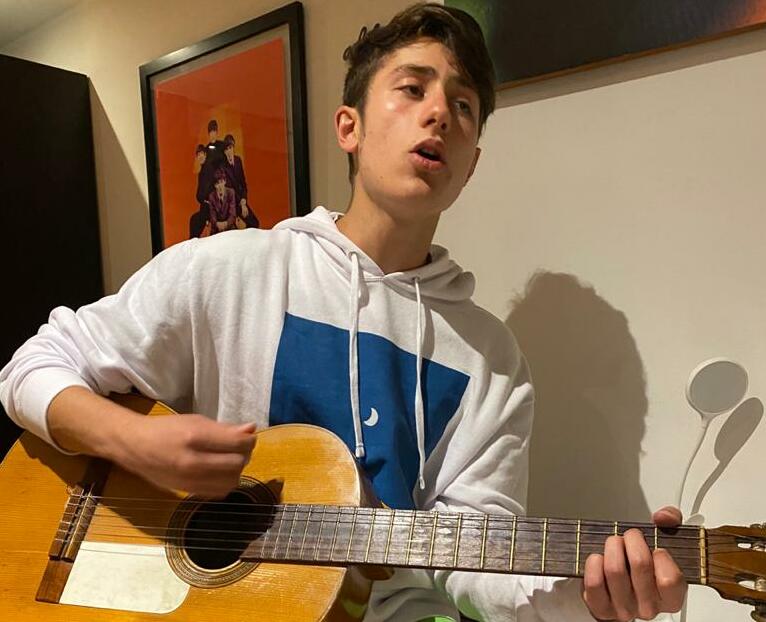 La Mega reta a sus oyentes a cantar desde sus casas y enviar sus videos