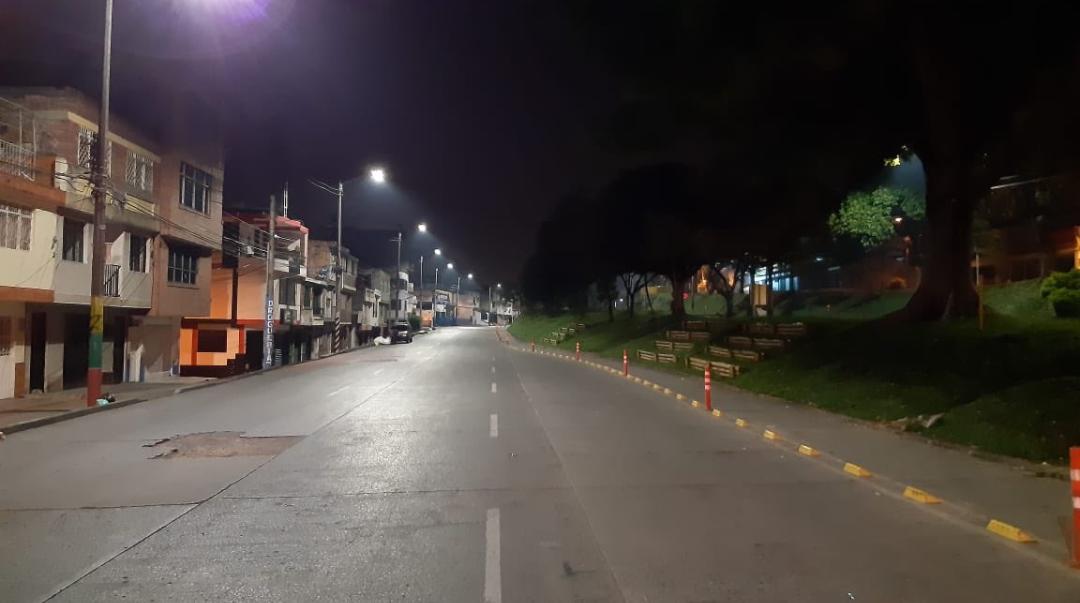 Toque de queda nocturno y restricción para motos el fin de ...