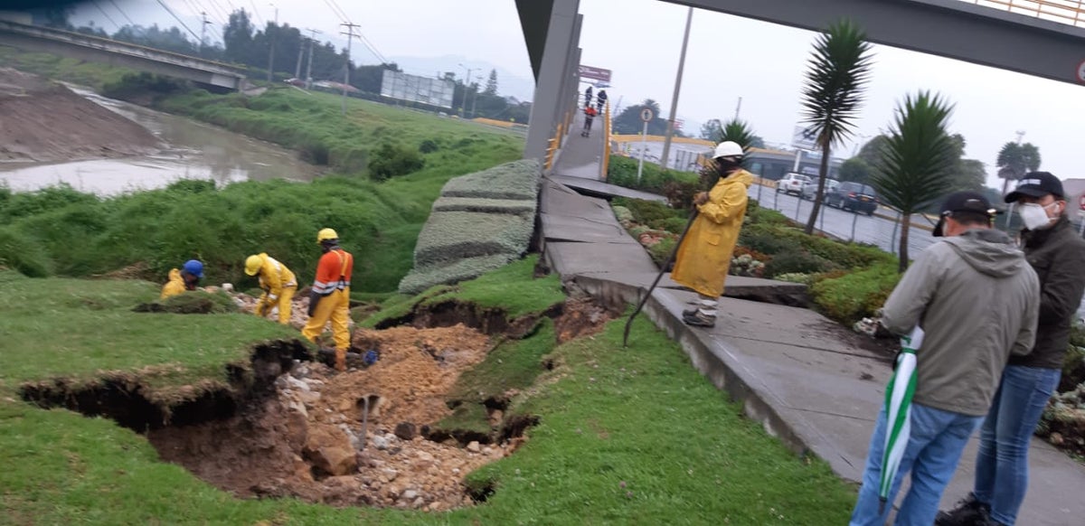Daño en el acueducto de Chía, por temblor.
