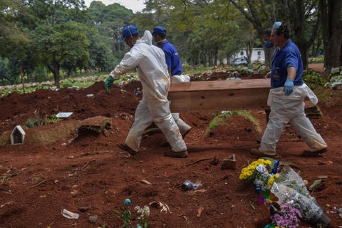 Cementerio en Brasil