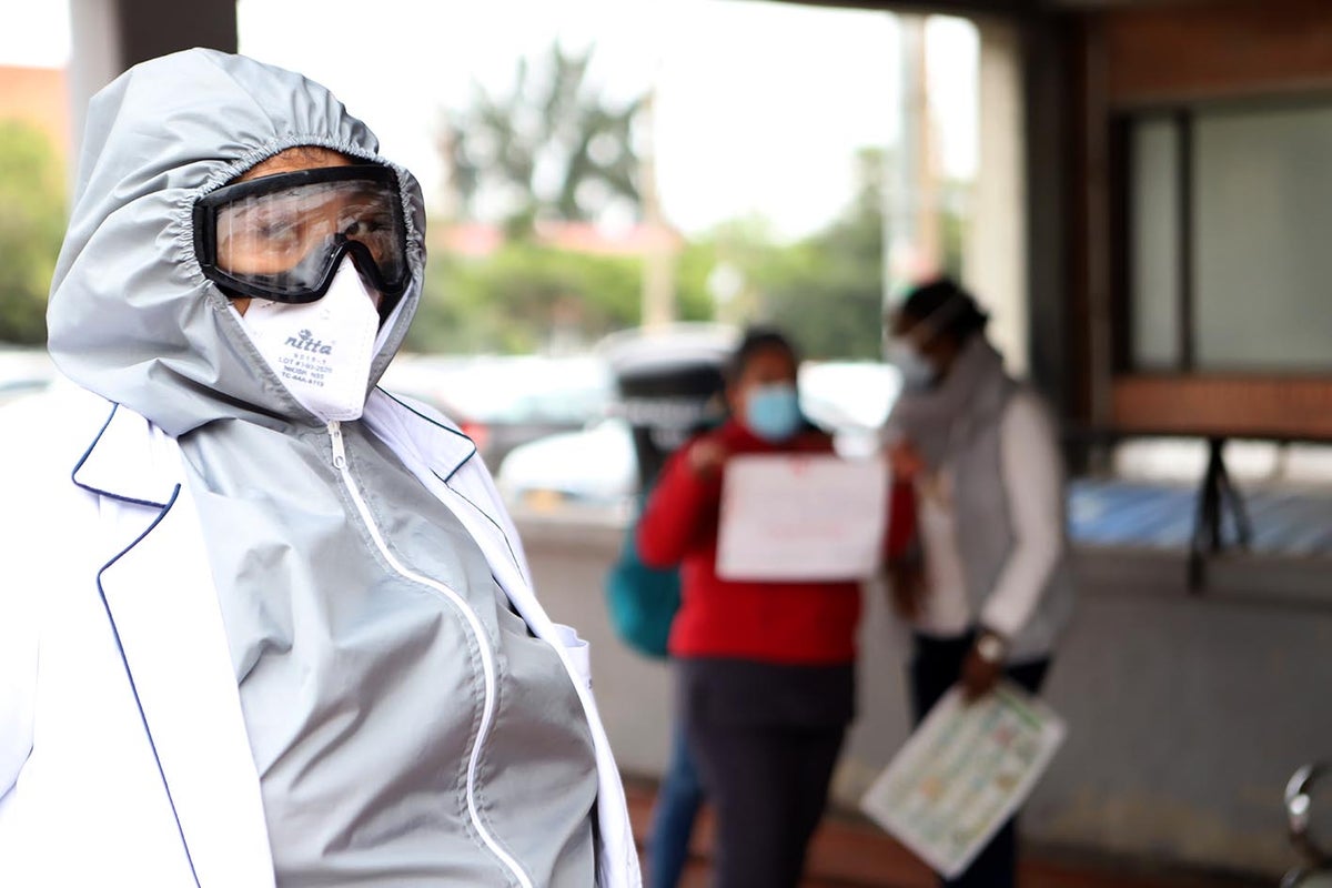 Médicos - enfermeros - trabajadores de la salud