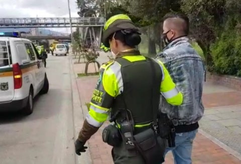 Detenido por violar cuarentena en Bogotá y portar documentos falsos