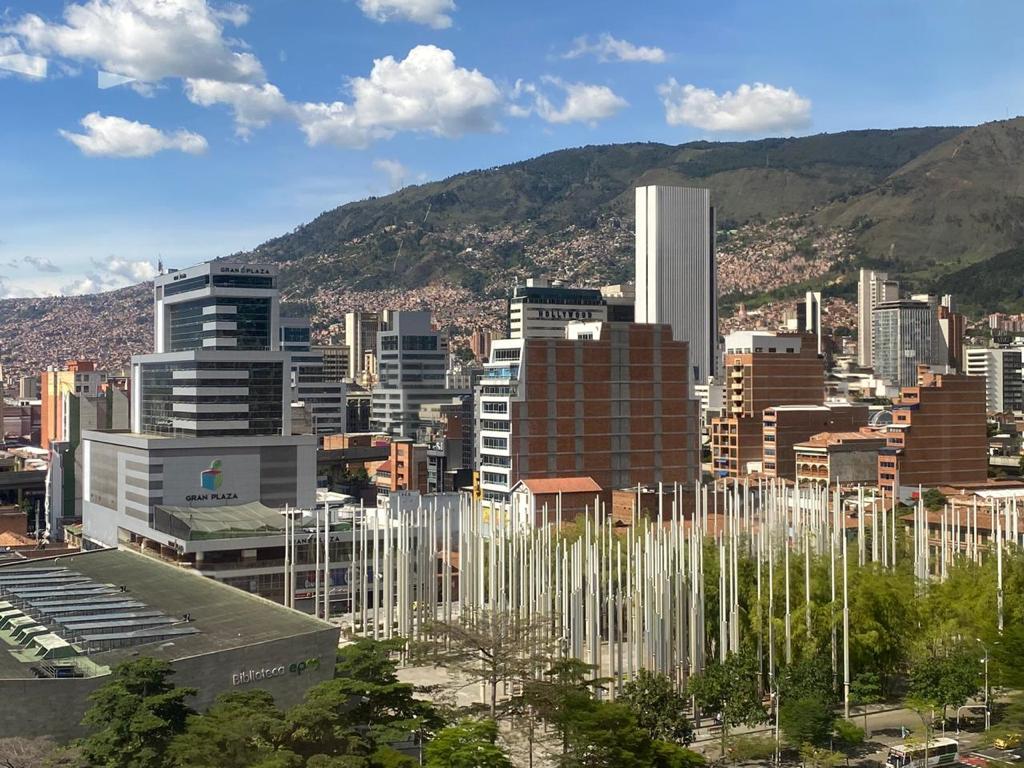 En Medellín el comercio se reactivará bajo protocolos de bioseguridad.