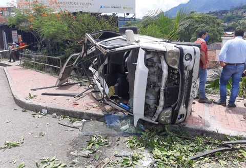 Impactantes imágenes de aparatoso accidente en Villeta (Cundinamarca)