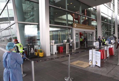Aeropuerto El Dorado / Coronavirus en Bogotá
