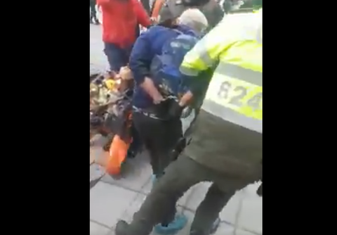 Agresión a vendedor ambulante