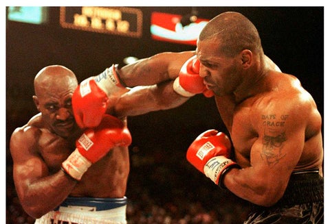 Holyfield y Tyson en la pelea de 1997