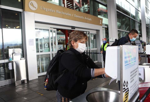 Aeropuerto El Dorado en tiempos de coronavirus en Colombia