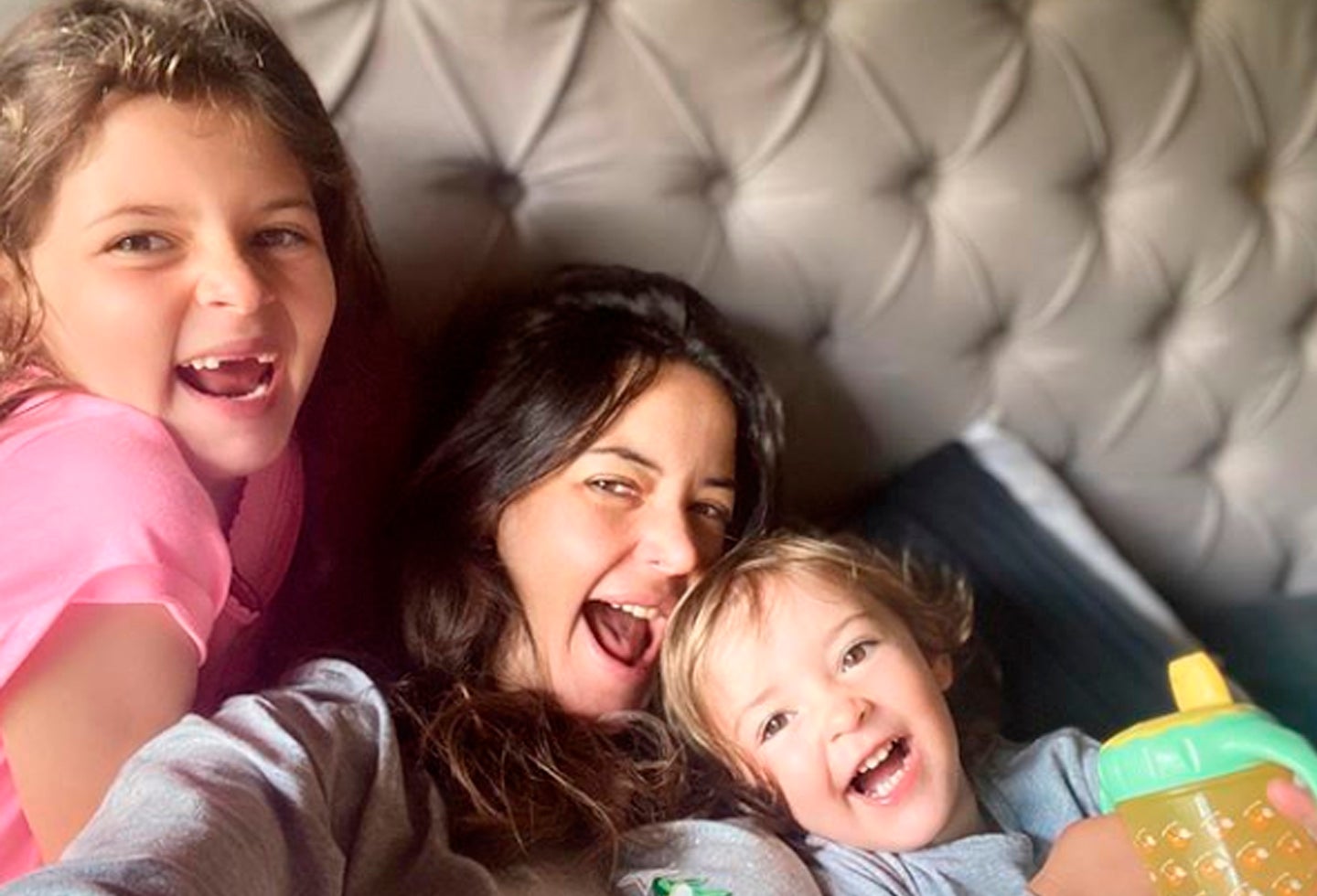 Maleja Restrepo e hijas