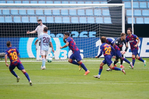 Luis Suárez jugando con el Barcelona
