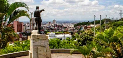 Piden retirar la estatua