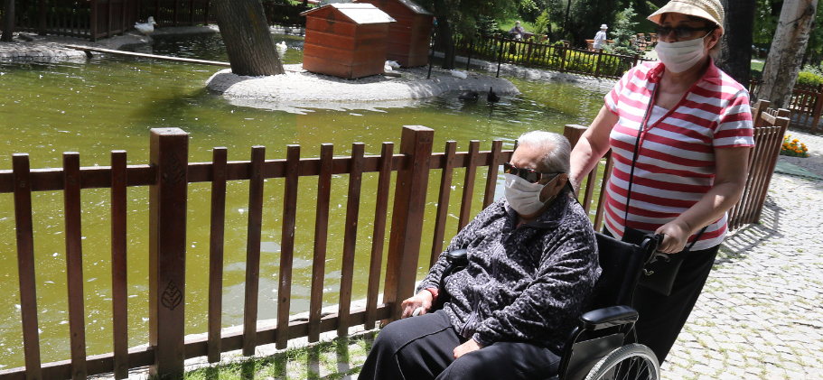 Ancianos abuelos tercera edad