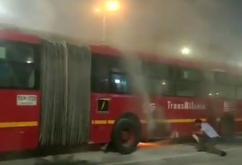 Incendio en bus de Transmilenio
