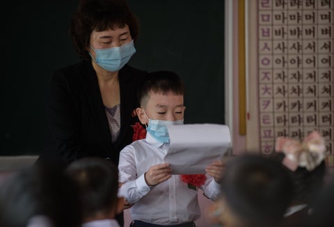 Regreso de niños a colegios / Coronavirus en Corea del Norte