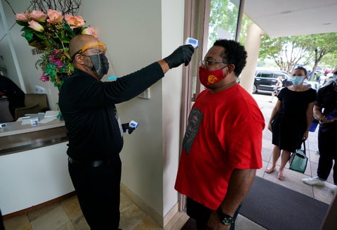 Coronavirus en Estados Unidos / Toma de temperatura