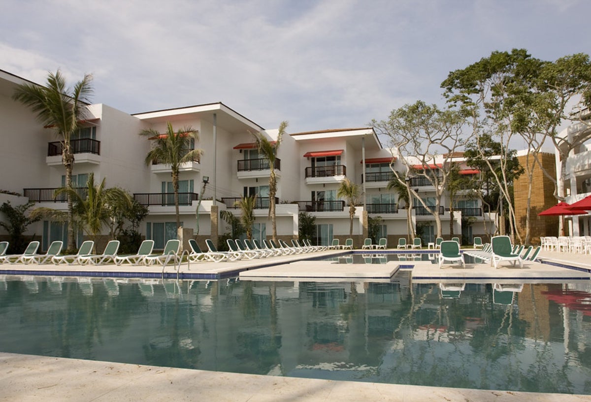 Hotel Decameron