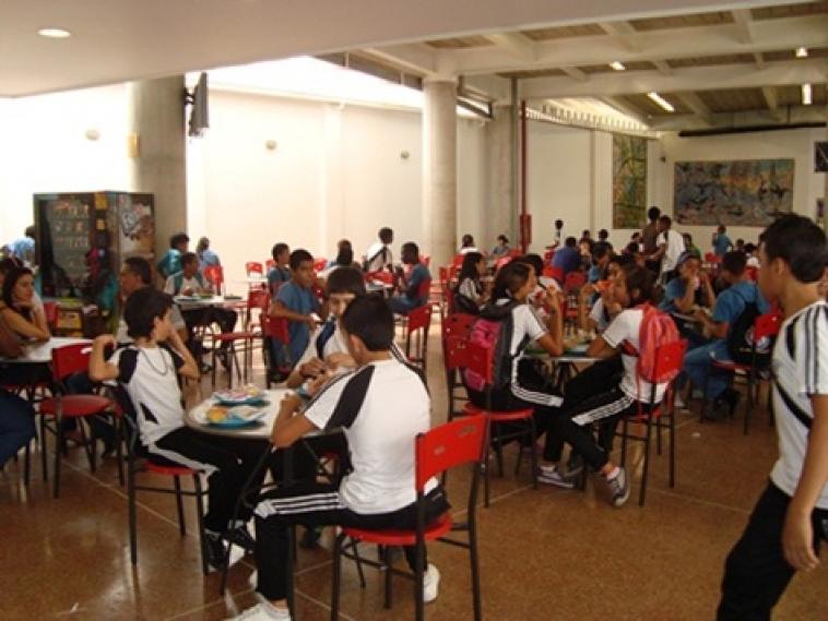 Clases - Colegio - Alternancia - Clases presenciales
