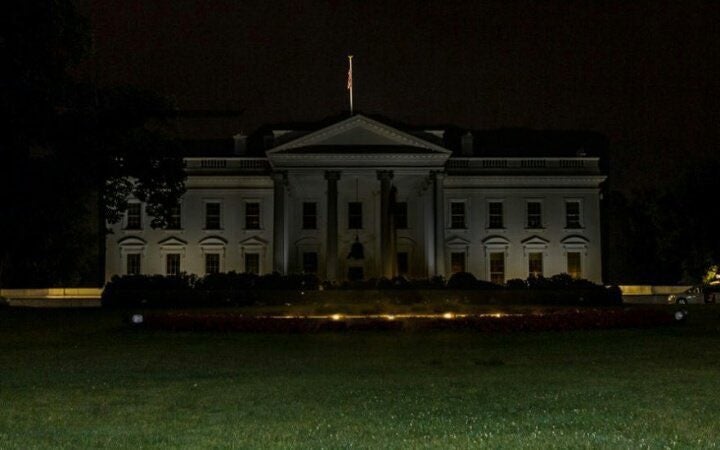 La Casa Blanca apaga sus luces externas