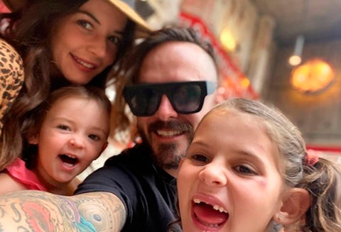 Maleja Restrepo, Tatan Mejía y sus hijas