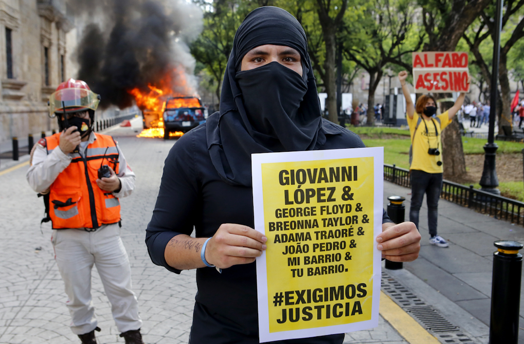 Manifestaciones en Jalisco por muerte de Giovanni López a manos de la policía