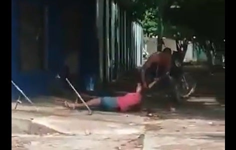 El hombre fue capturado por el delito de violencia intrafamiliar