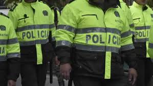 Policías