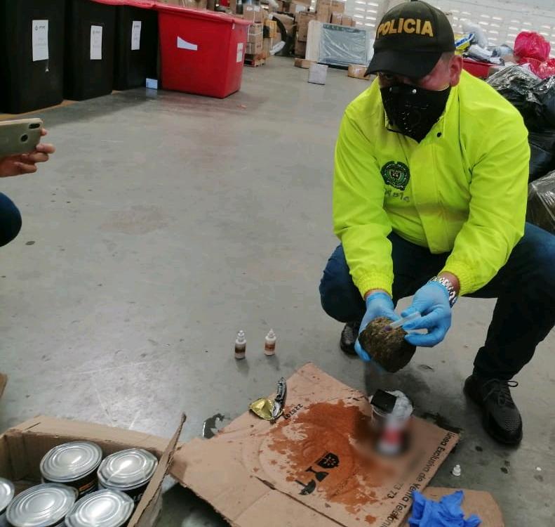 Autoridades lograron incautar marihuana que pretendían transportar en latas de lechona