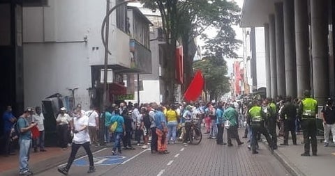 Protesta vendedores informales.