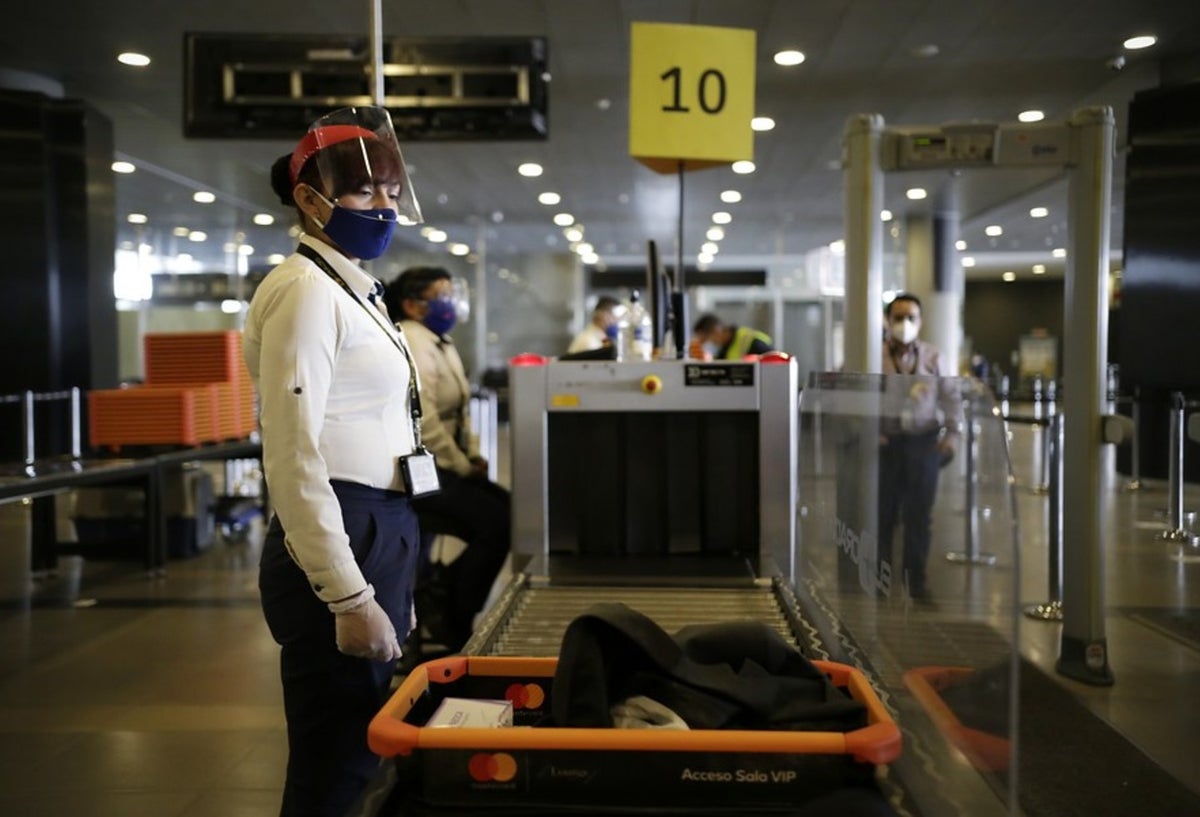 Aeropuerto El Dorado / Coronavirus en Bogotá