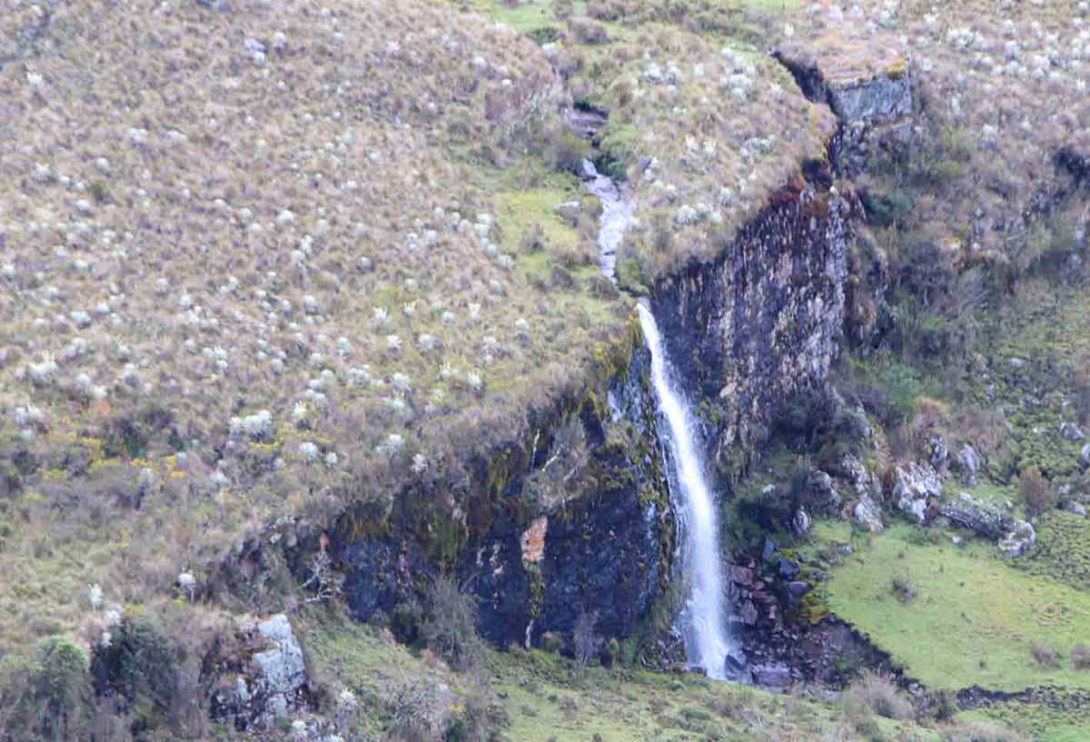 Cascada en el norte del Meta.