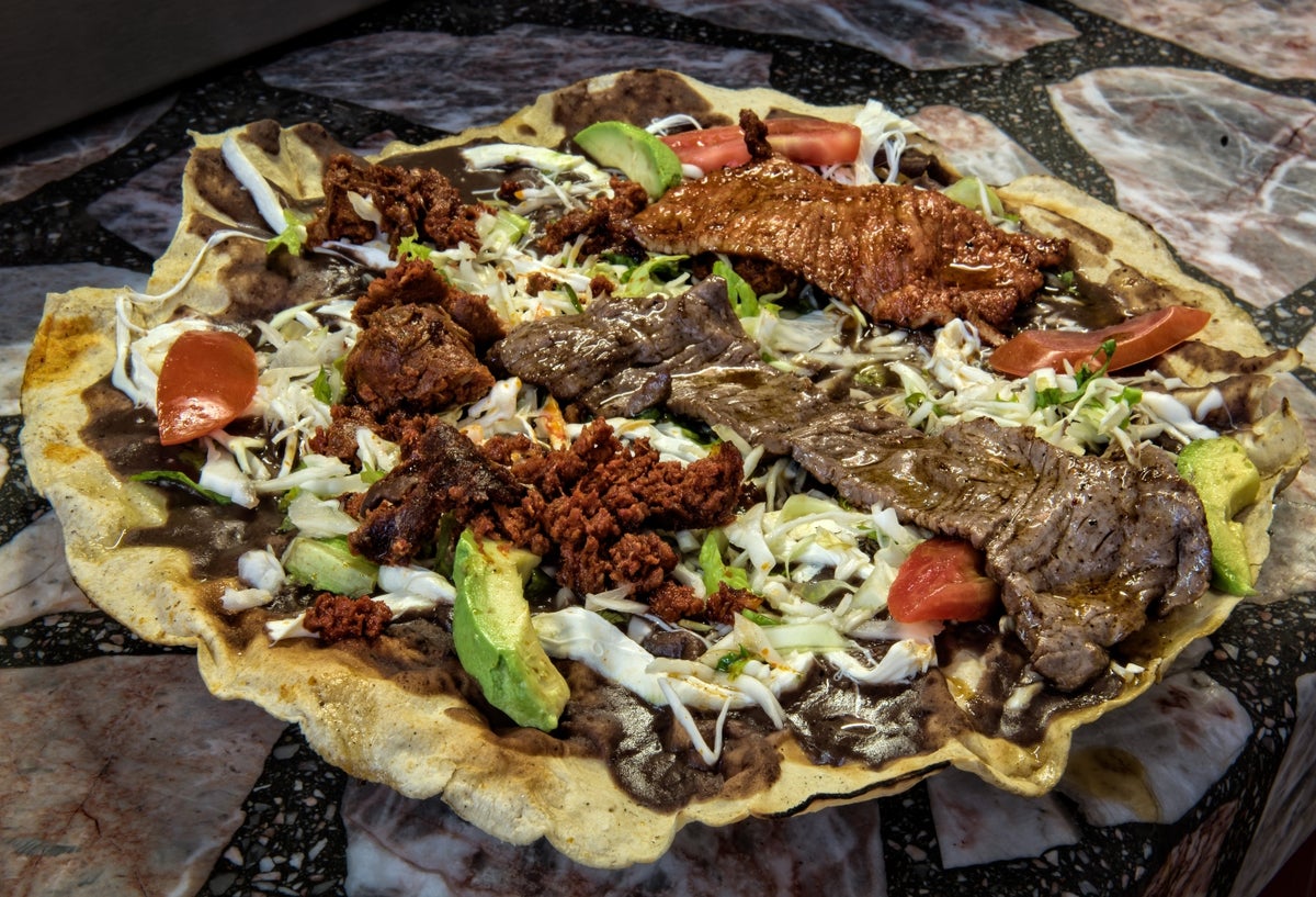 La tlayuda