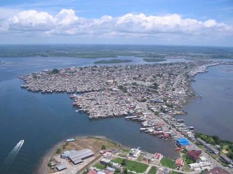 A las afueras de Tumaco esta ubicado el barioo Ciudadela 2000