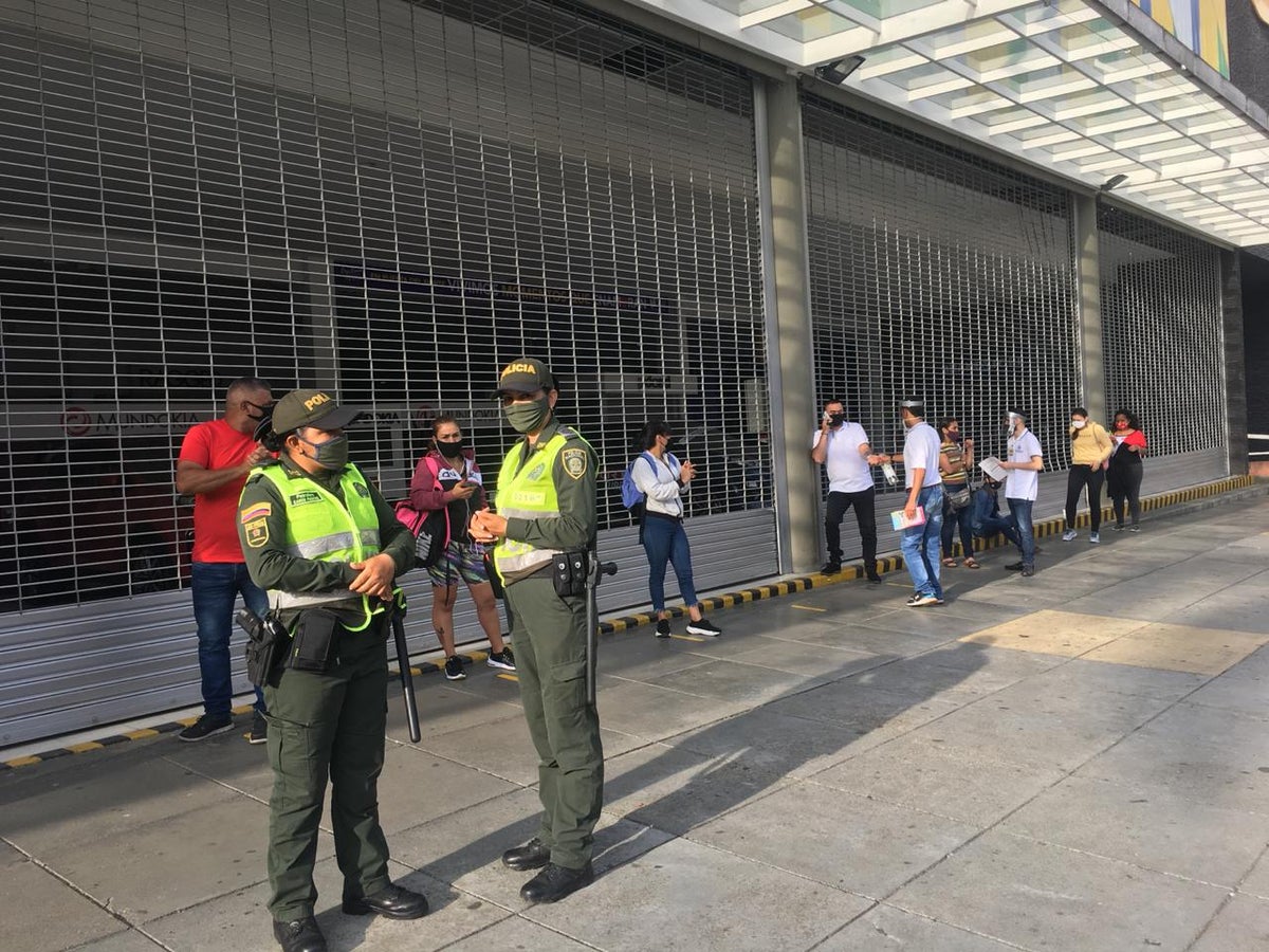 Centro Comercial Medellín día sin IVA.