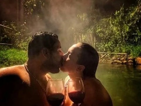 Concejal pereirano junto a su novia en Termales