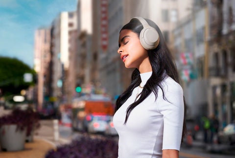 Audífonos inalámbricos Sony WH-1000XM4