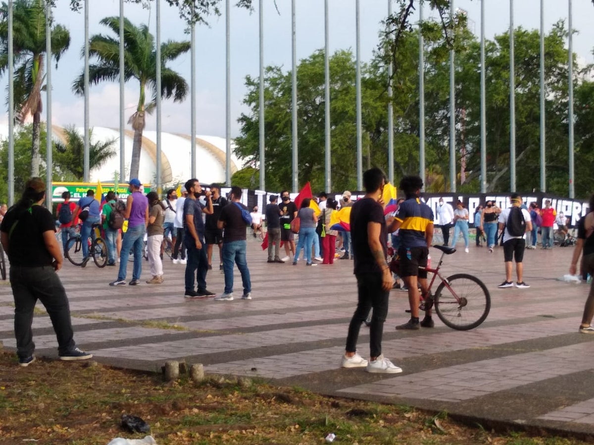 Plantón contra la violencia en Cali.