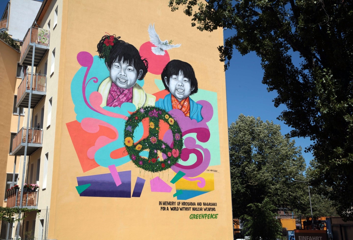 Freethinker desvela mural en Berlín en el aniversario de Hiroshima y Nagasaki
