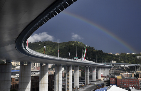 Nuevo puente de Génova en Italia