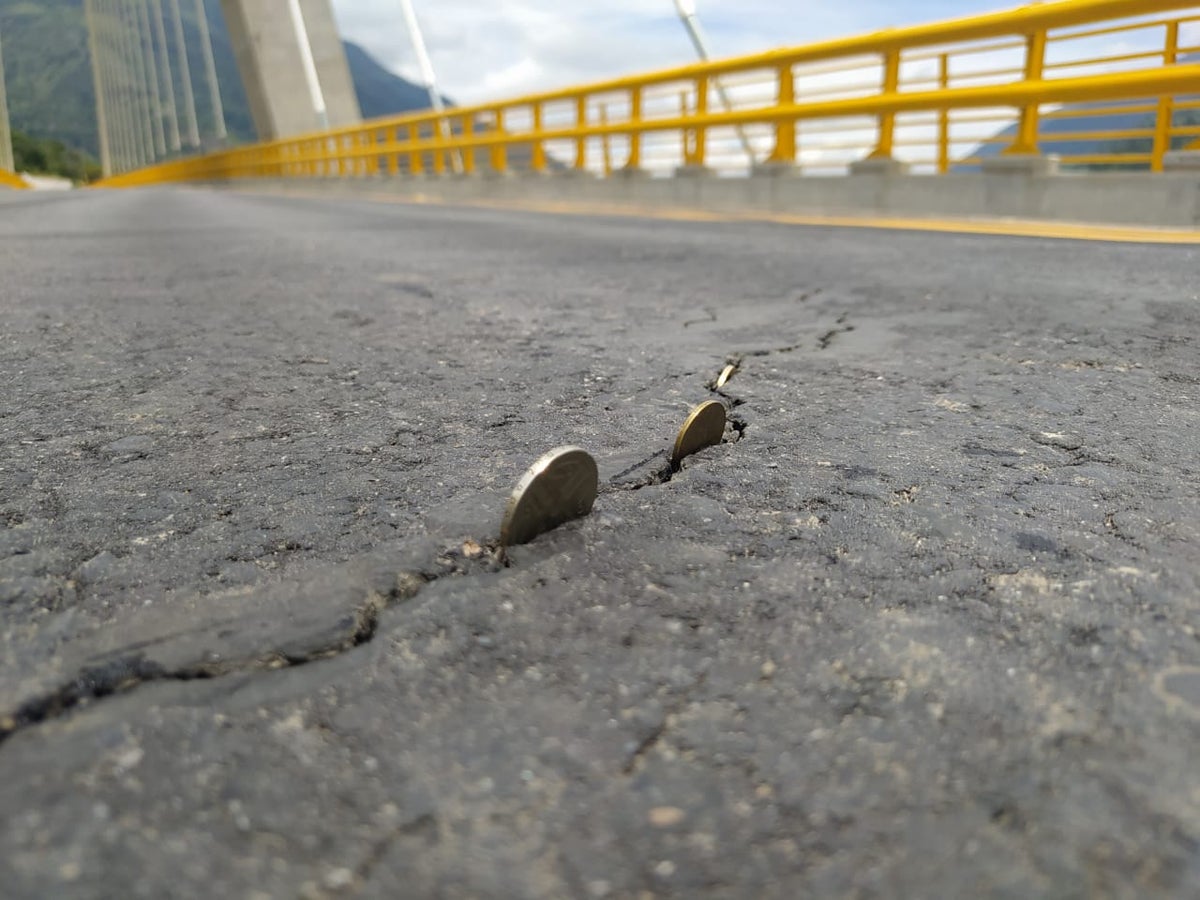 Pavimento y barandas