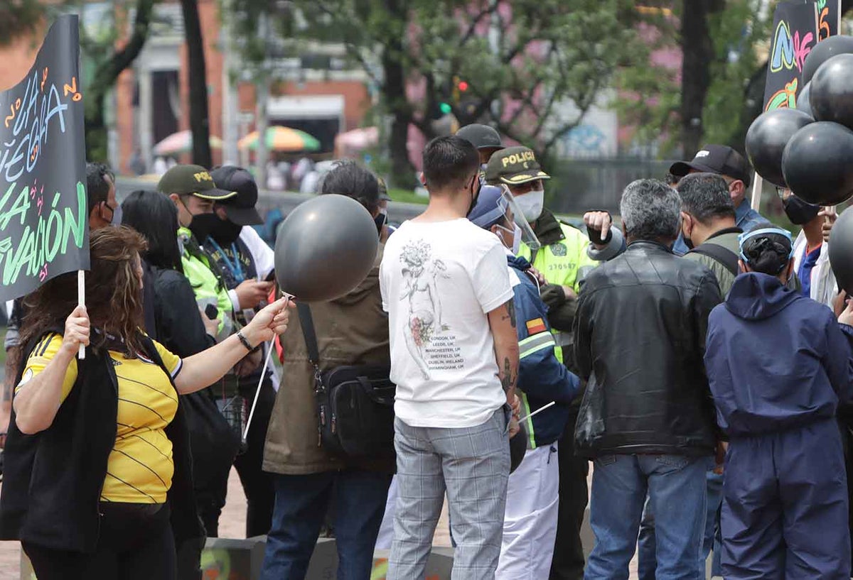 Localidades en cuarentena / protesta de comerciantes por nueva cuarentena sectorizada